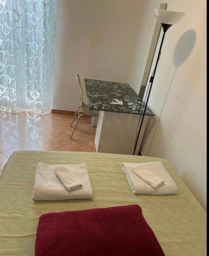 Apartment A Due Passi Dalla Iulm